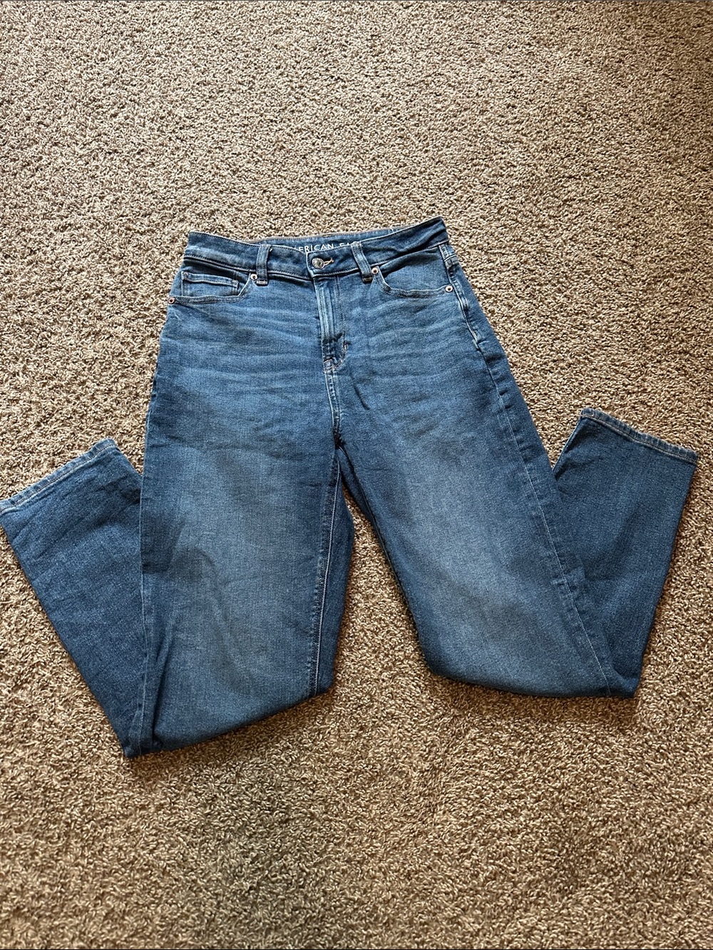 American Eagle Mom Jean - Size 4